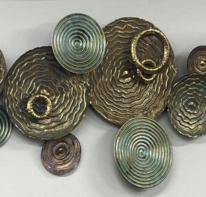 MULTI METAL WALL ART GREEN & GOLD